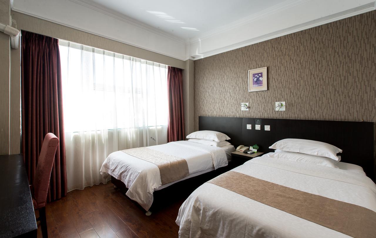 Qingdao Fu Yong Hotel Exterior foto
