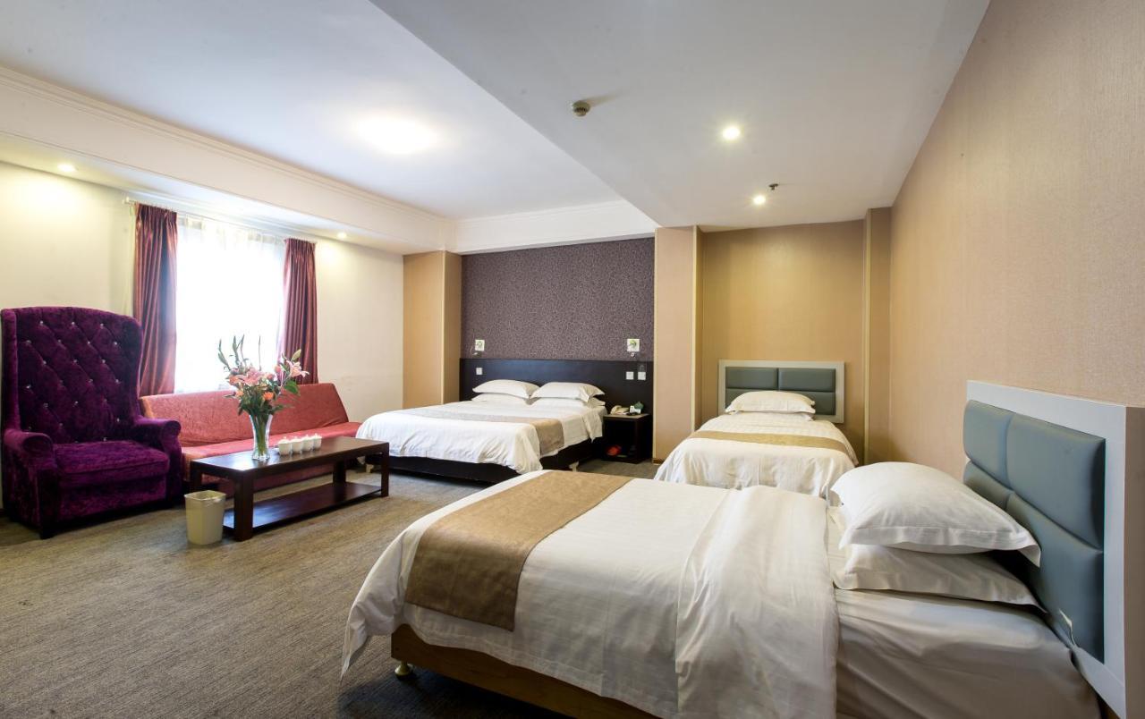Qingdao Fu Yong Hotel Exterior foto